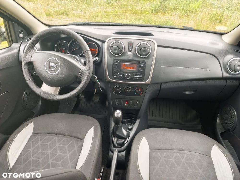 Dacia Sandero Stepway 1.5 dCi - 4