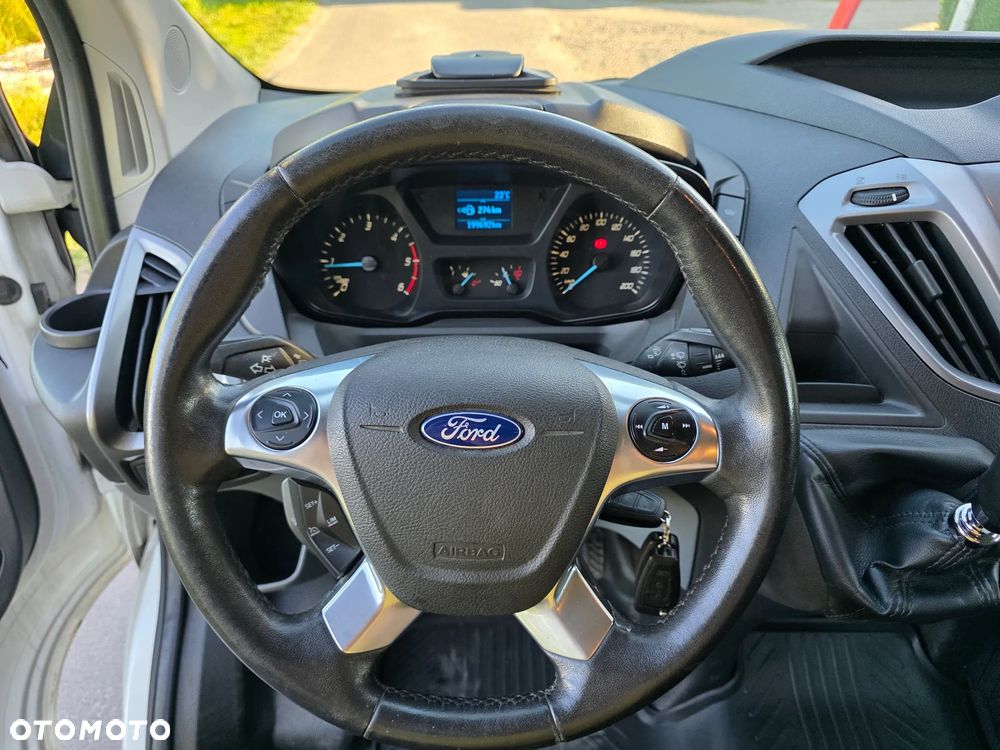Ford Transit Custom - 13