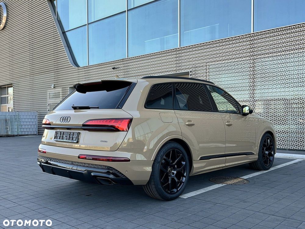 Audi Q7 - 36