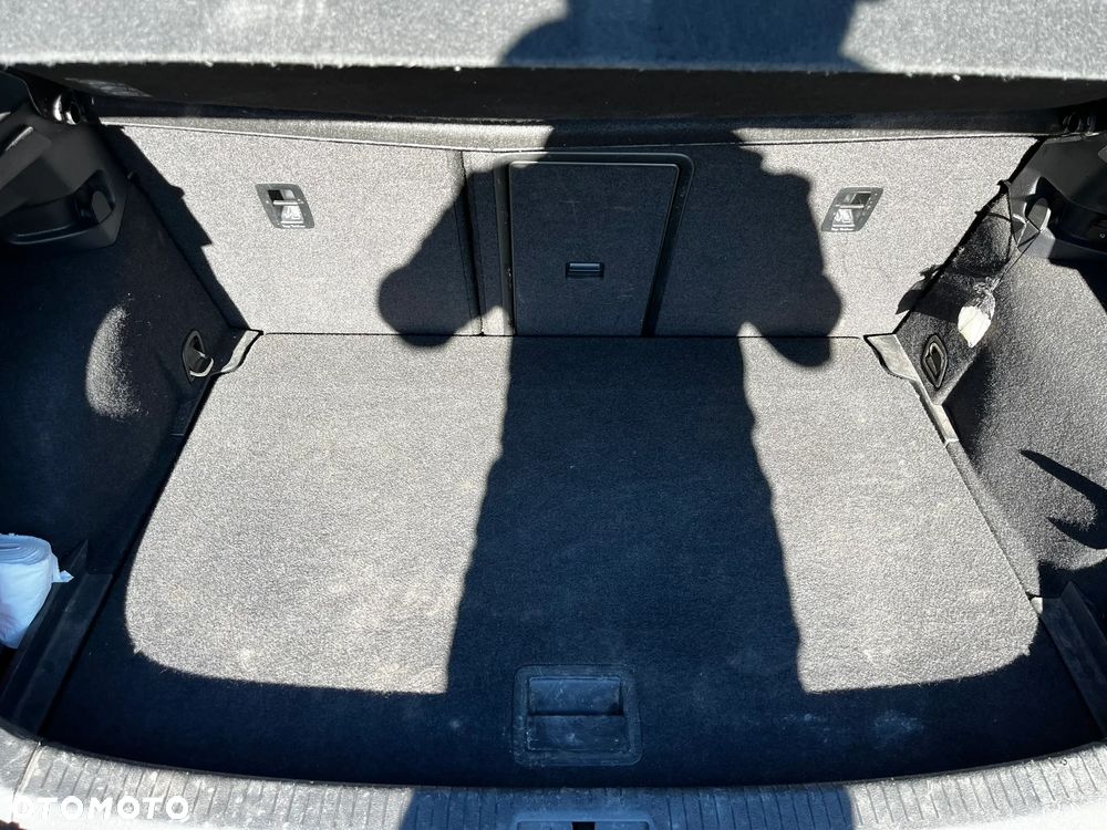 Volkswagen Golf 2.0 TDI BMT Comfortline EU6 - 33