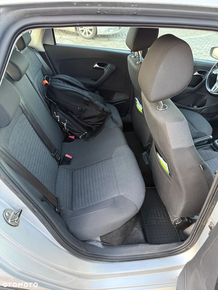Volkswagen Polo 1.6 TDI Comfortline - 22