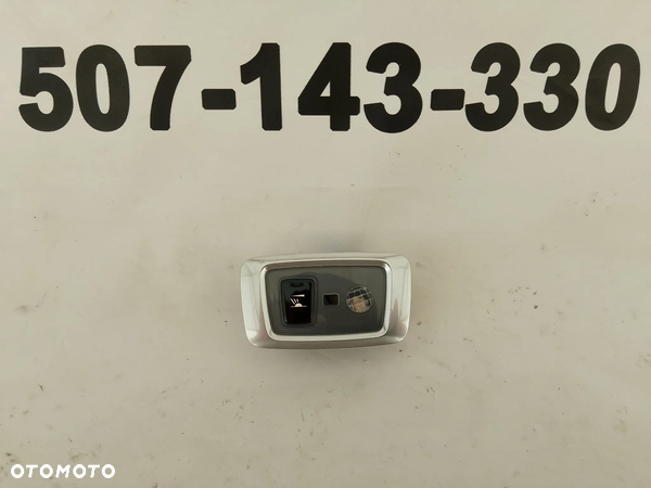 Lampka podsufitki sufitu lewa Volvo XC90 II 31425811