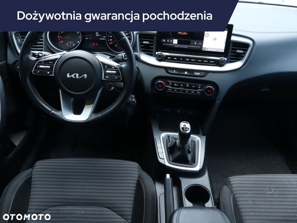 Kia Ceed - 9