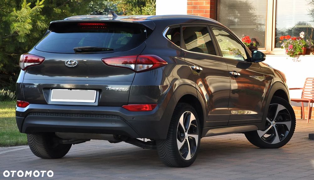 Hyundai Tucson blue 1.7 CRDi 2WD DCT Premium - 16