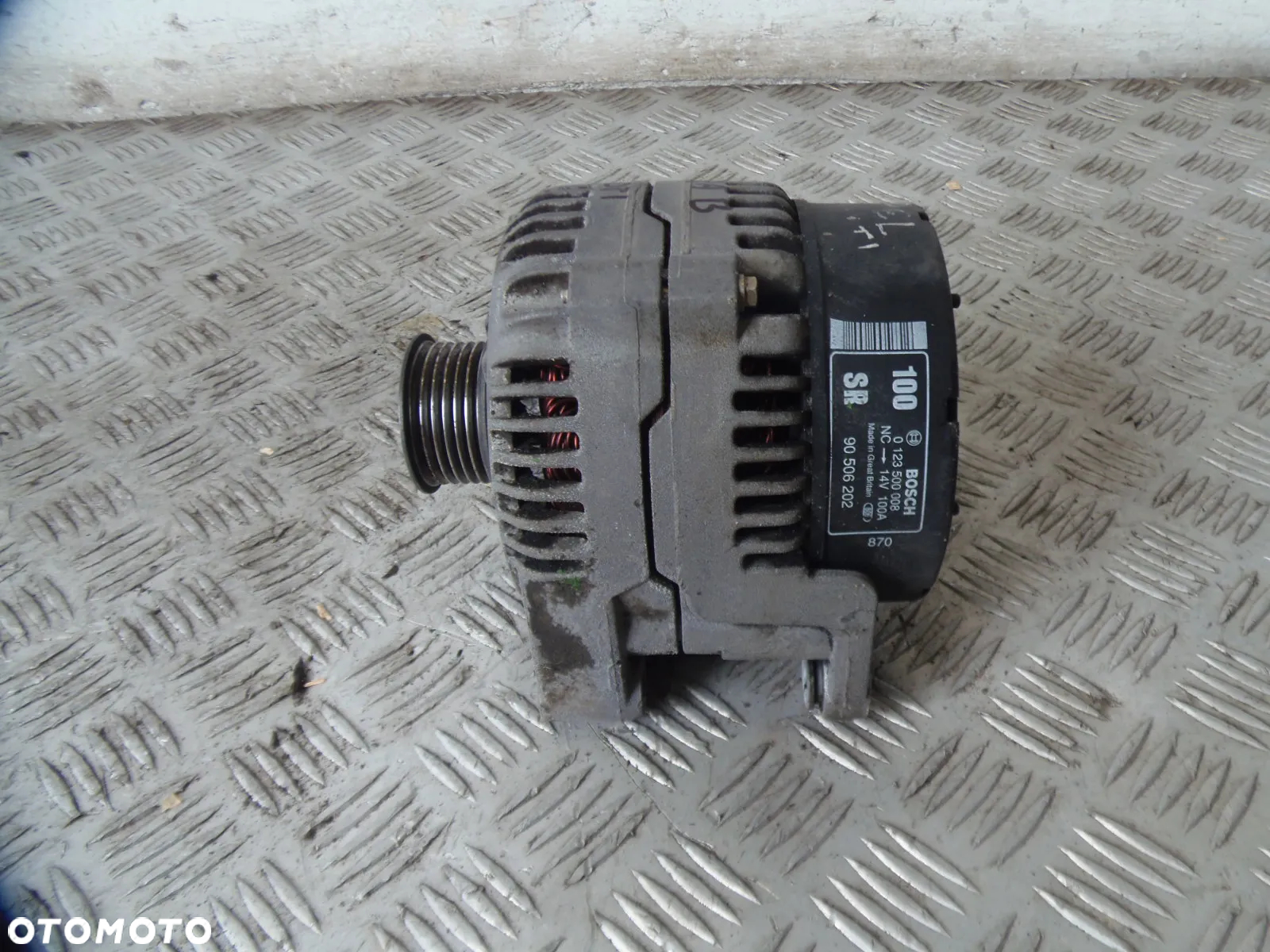 ALTERNATOR  OPEL VECTRA B 2,0DTI 0123500008 - 2