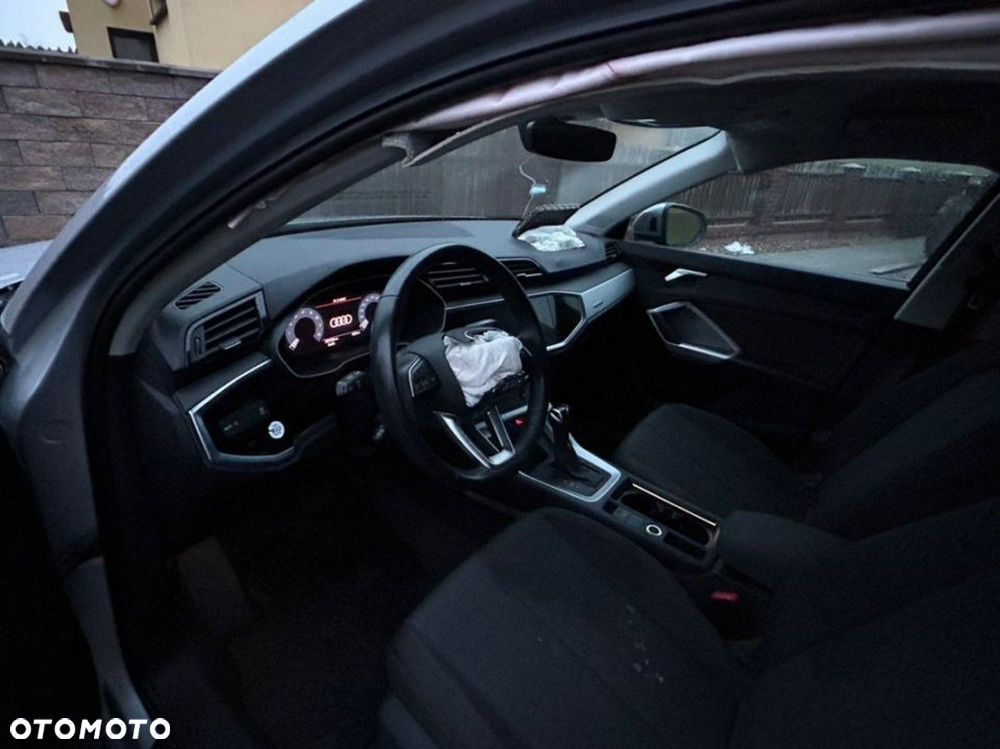 Audi Q3 40 TFSI Quattro S tronic - 9