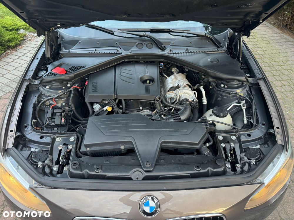 BMW Seria 1 118i Advantage - 25