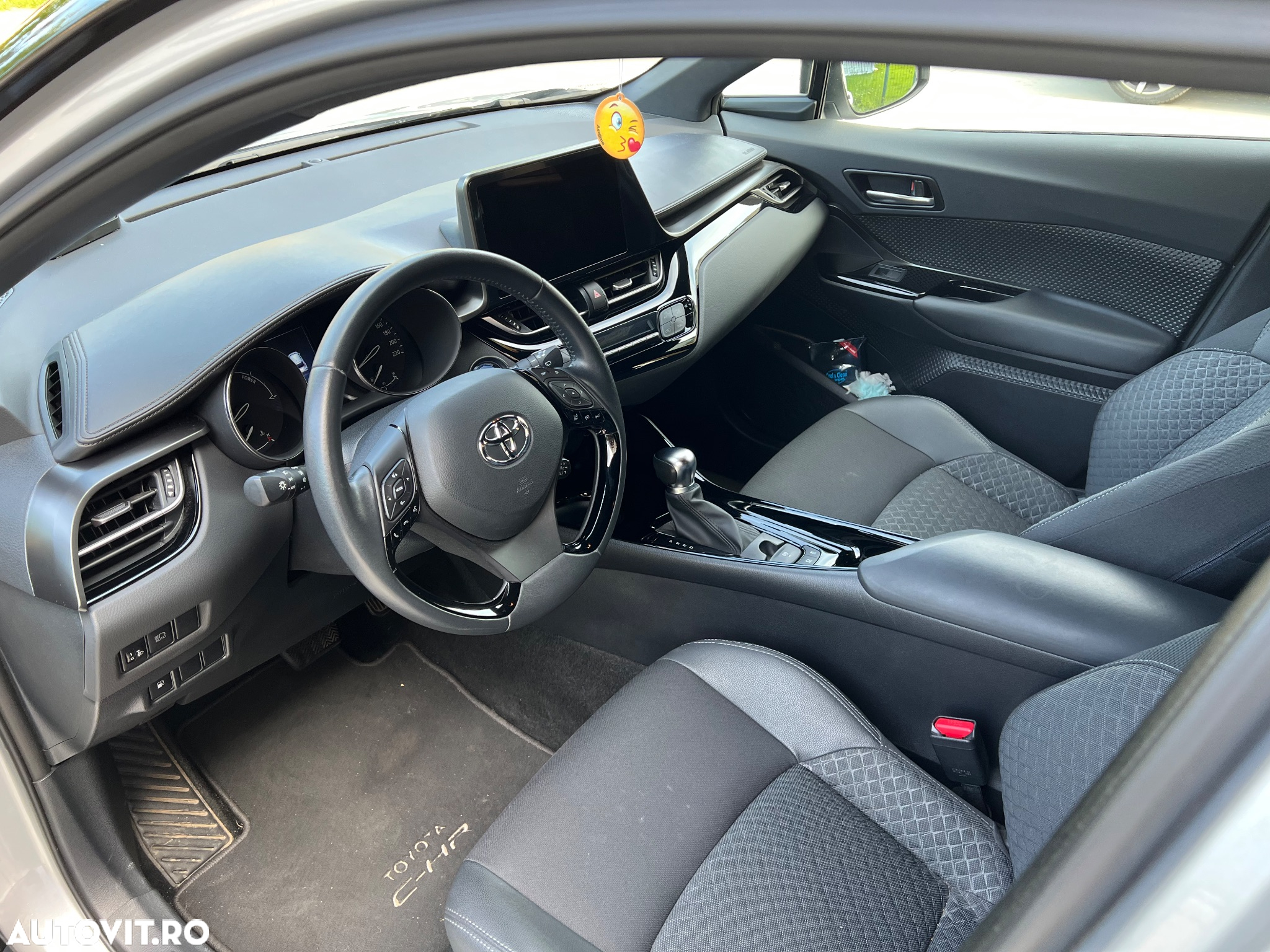 Toyota C-HR 2.0 HSD 184 CP 4x2 CVT Style - 10