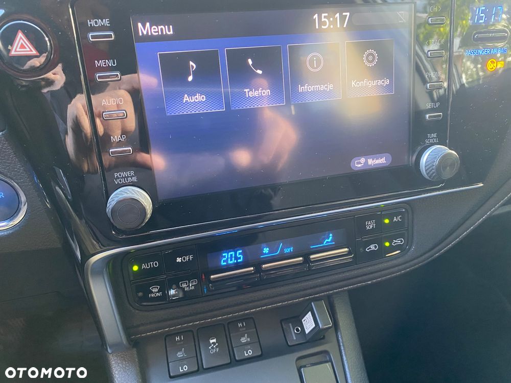 Toyota Prius 1.8 Hybrid Premium - 4