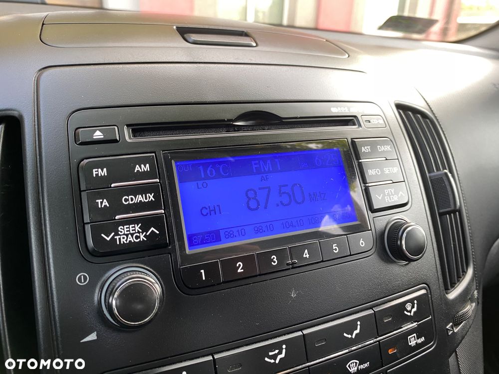 Hyundai i30 1.6 CRDi Base - 32