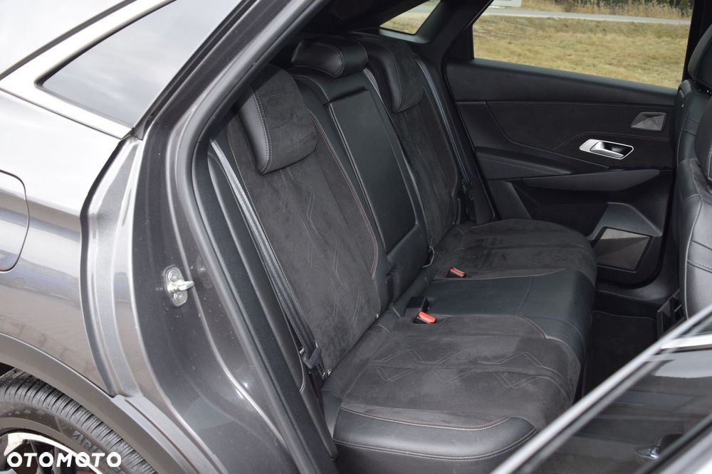 DS Automobiles DS 7 Crossback 2.0 BlueHDi Performance Line + - 25