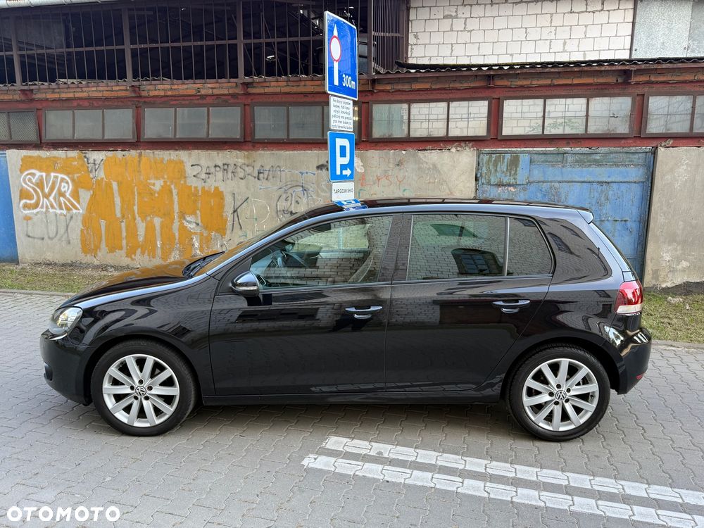 Volkswagen Golf - 10