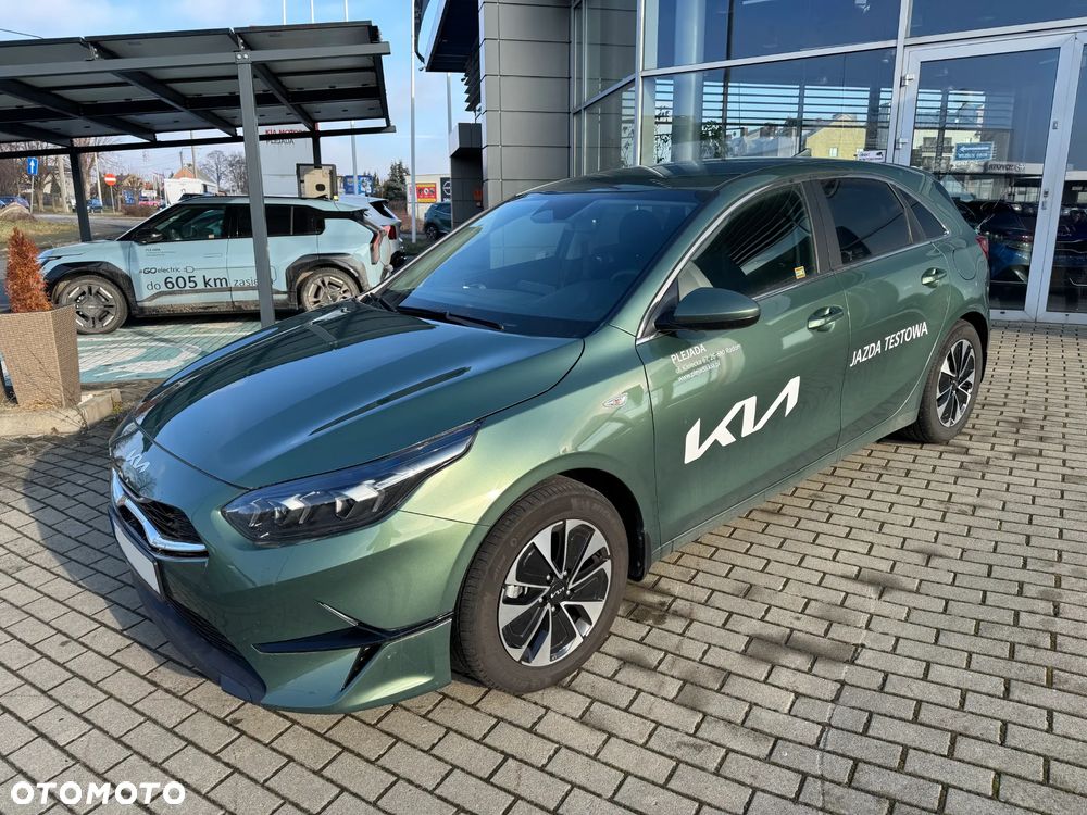 Kia Ceed 1.5 T-GDI M - 4