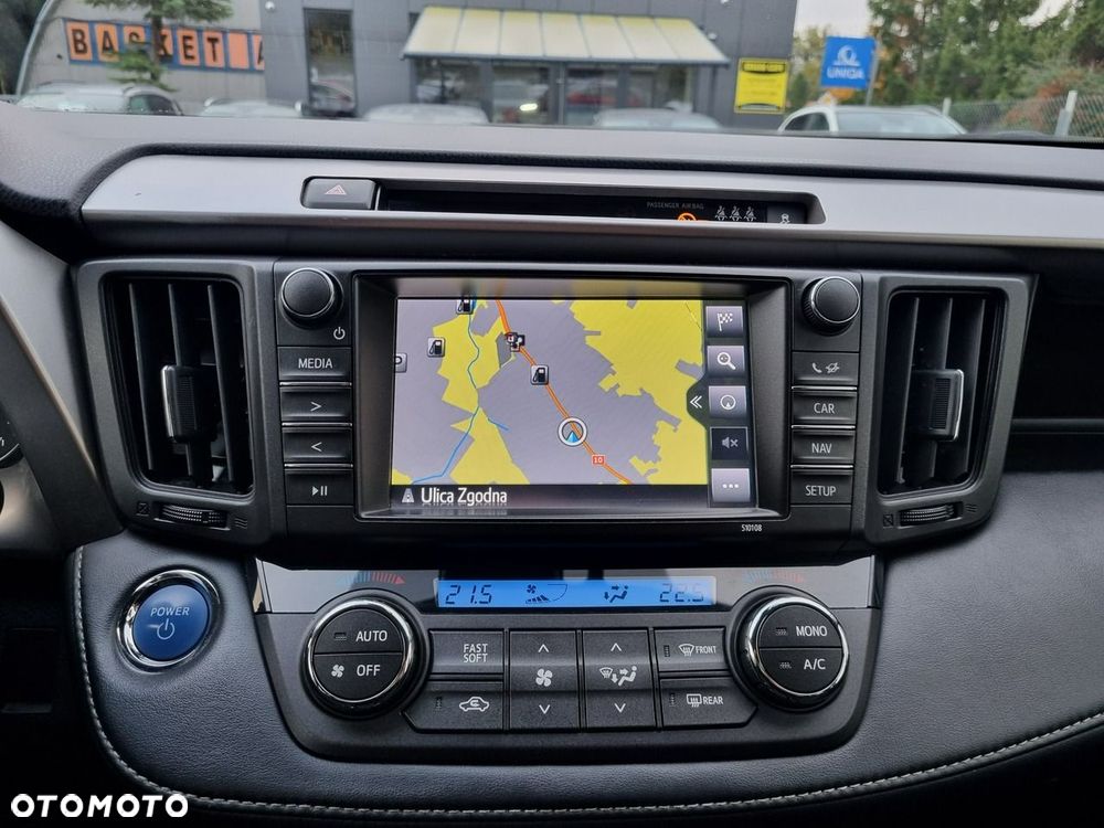 Toyota RAV4 Hybrid Premium 4x4 - 20