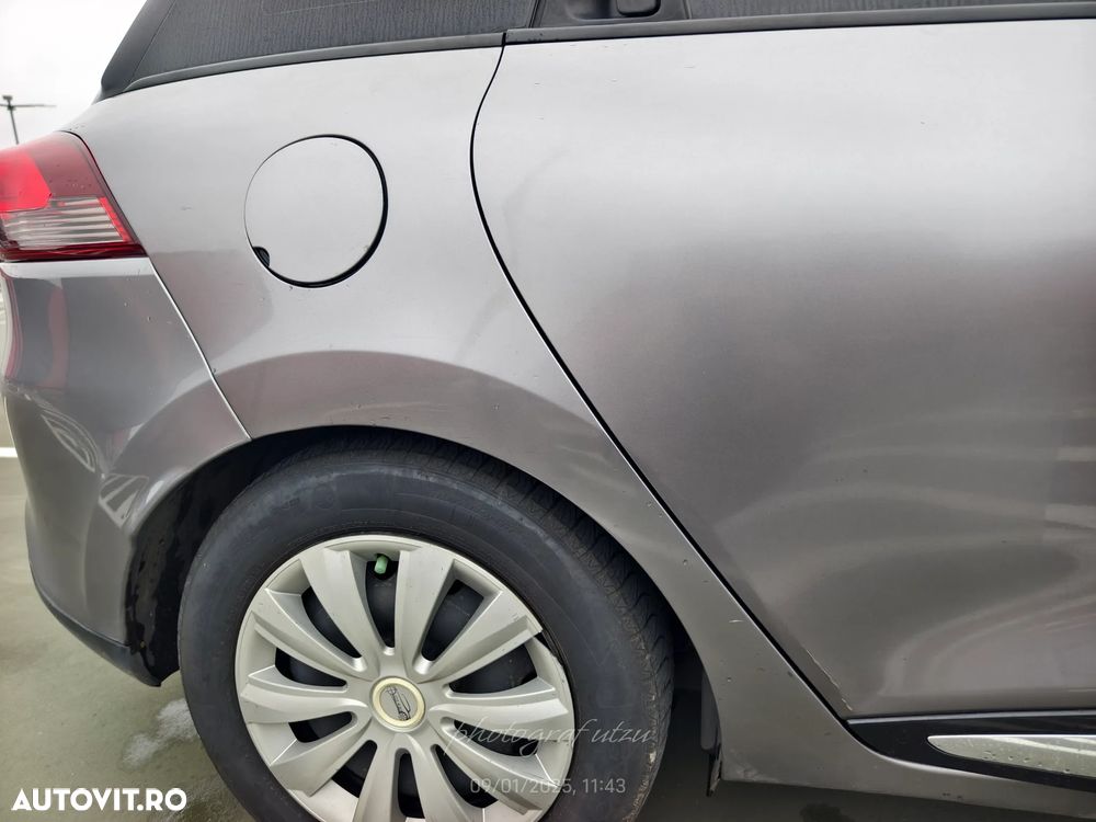 Renault Clio IV 0.9 Energy TCe Dynamique - 12