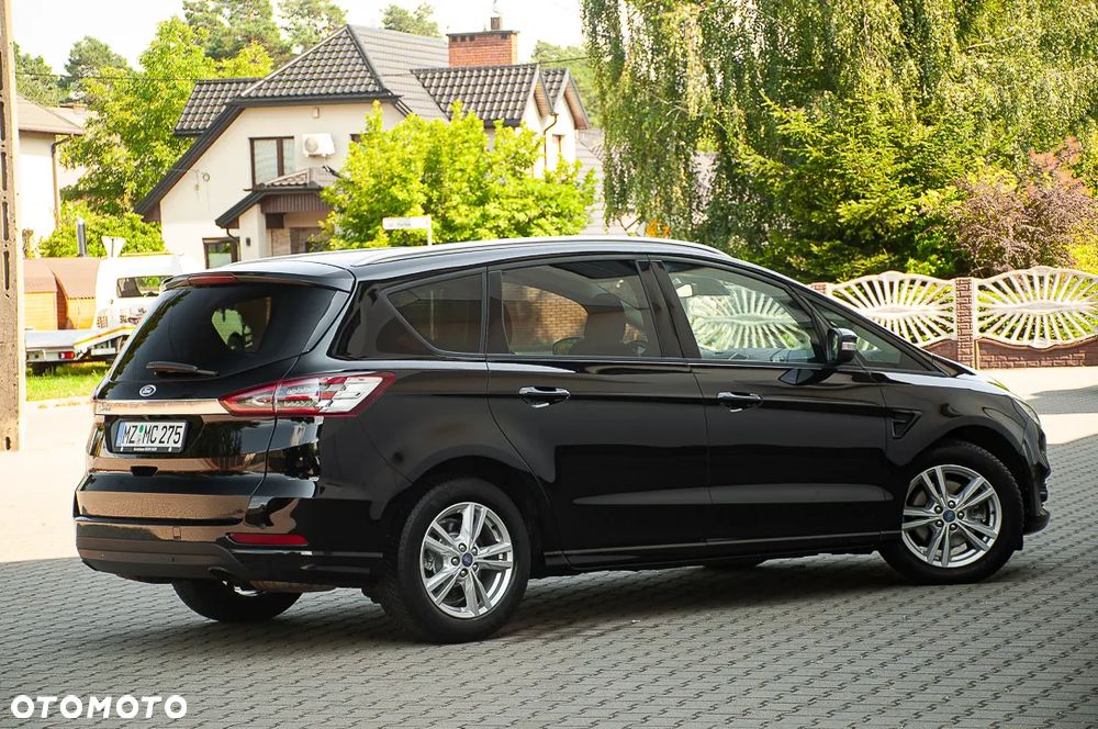 Ford S-Max - 19