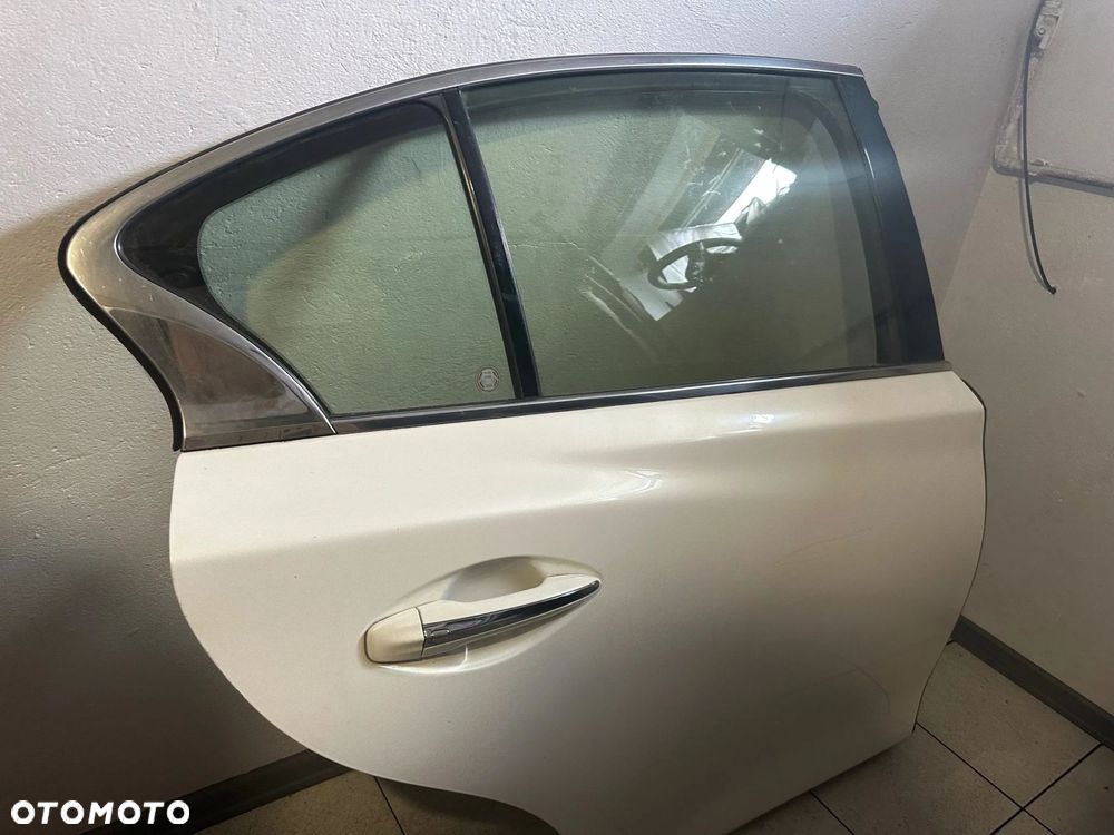 Infiniti Q50 Drzwi prawy tył - 5