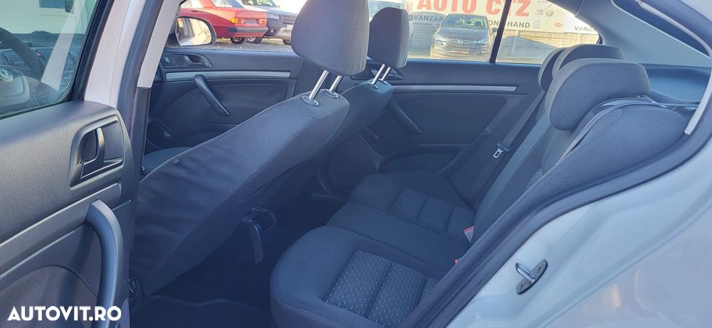 Skoda Octavia 1.6 TDI DPF Active - 12