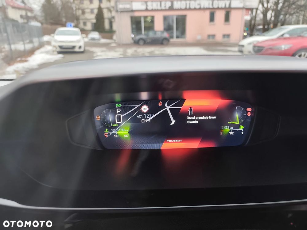 Peugeot 308 1.2 PureTech GPF Allure Pack S&S EAT8 - 11