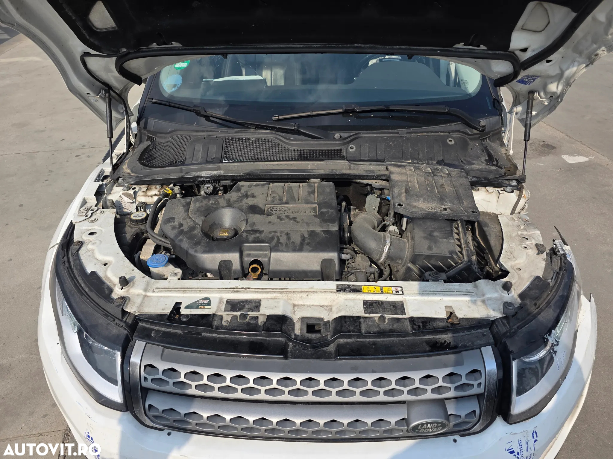 Land Rover Range Rover Evoque 2.0 D150 R-Dynamic HSE - 14