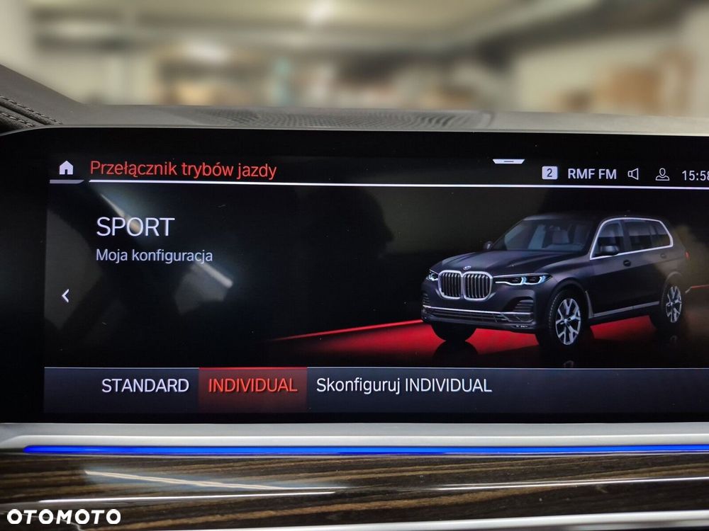 BMW X7 - 35