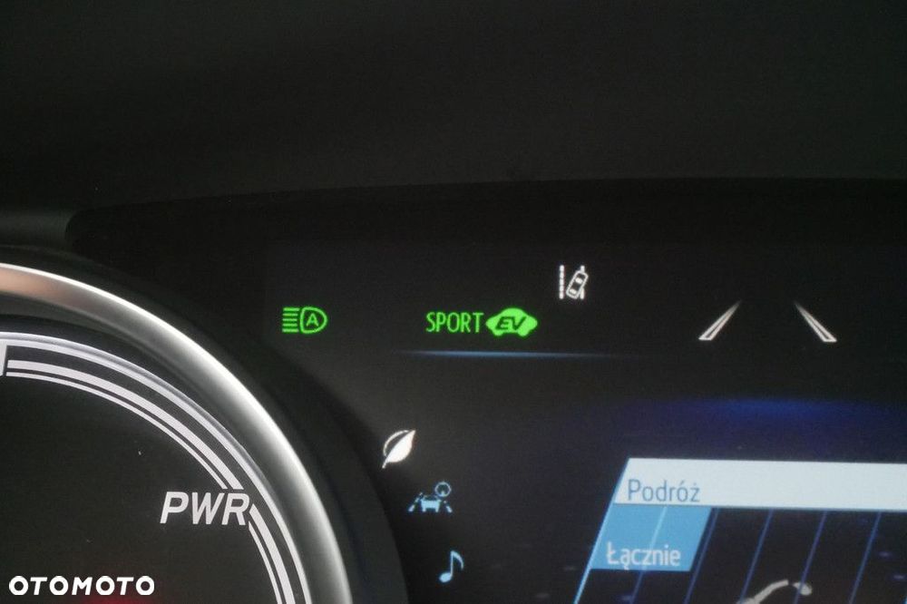 Toyota Camry 2.5 Hybrid Comfort CVT - 22