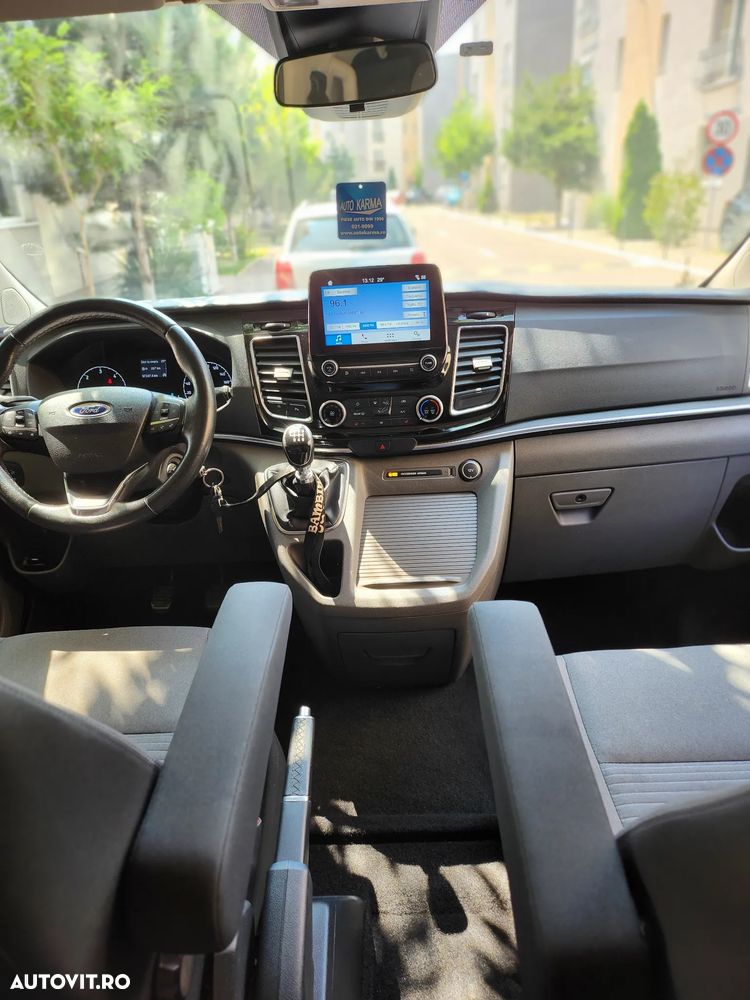 Ford Tourneo Custom - 5