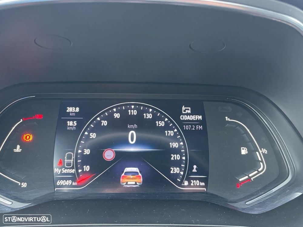 Renault Captur 1.0 TCe Exclusive - 3