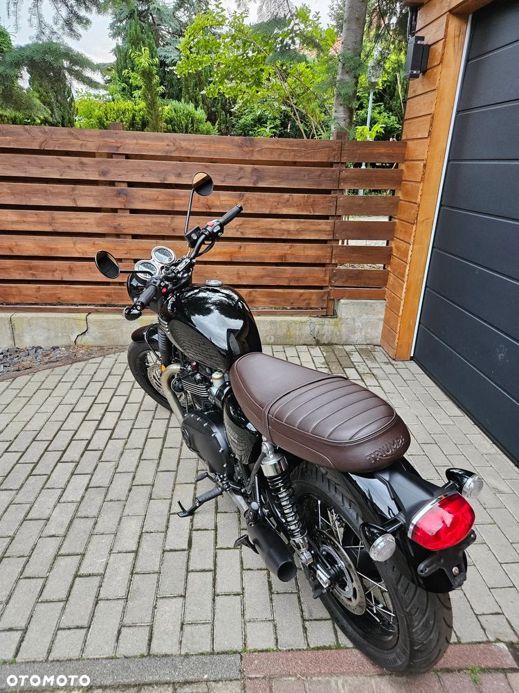 Triumph Bonneville - 2