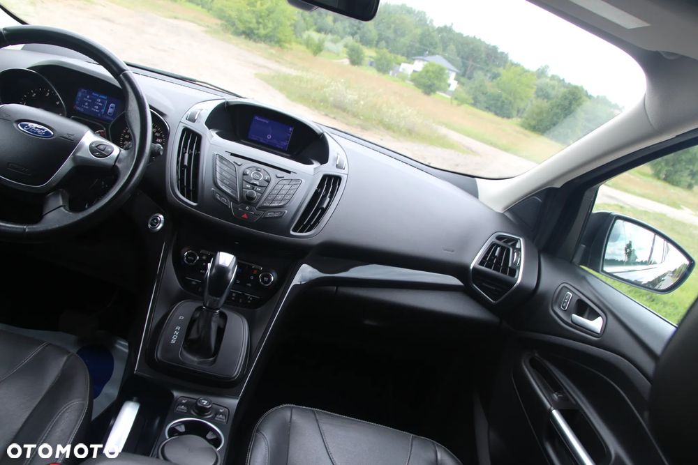 Ford Kuga 2.0 TDCi 4WD Titanium - 29