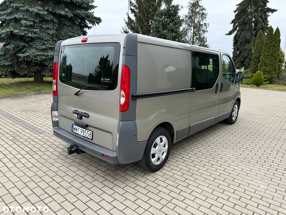 Renault Trafic L1H1 Passenger Lux - 10