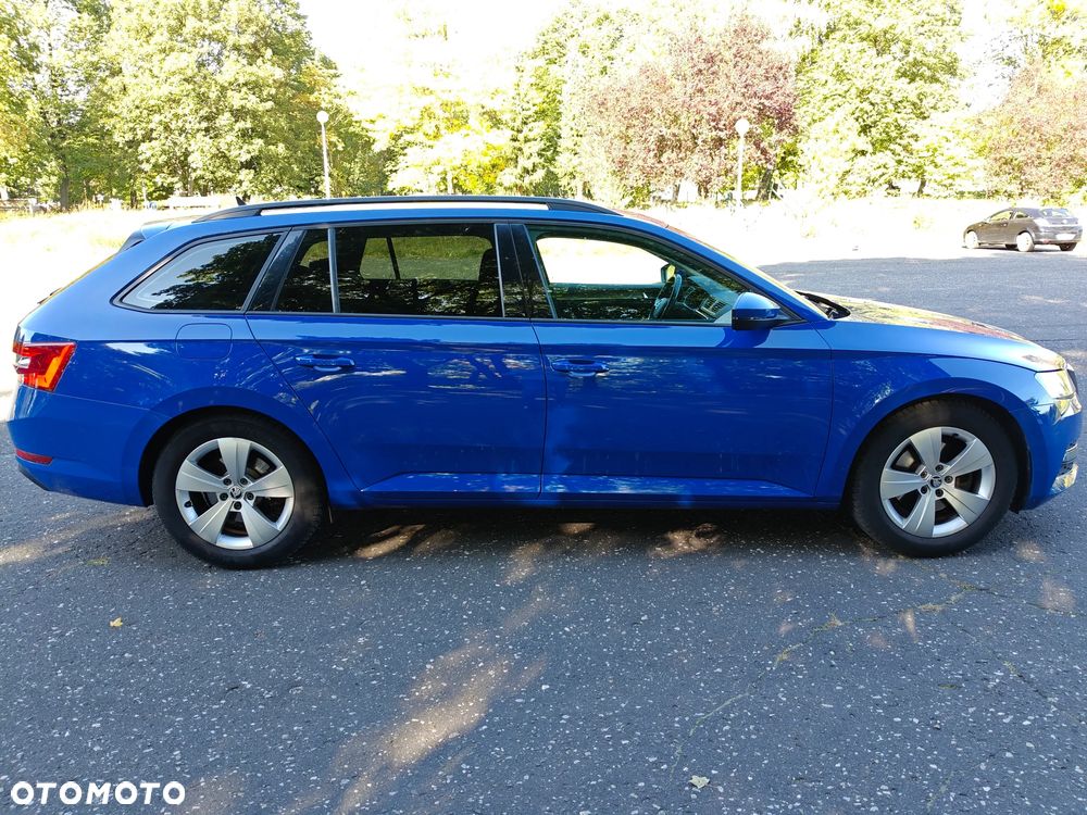 Skoda Superb 1.5 TSI ACT Active DSG - 6