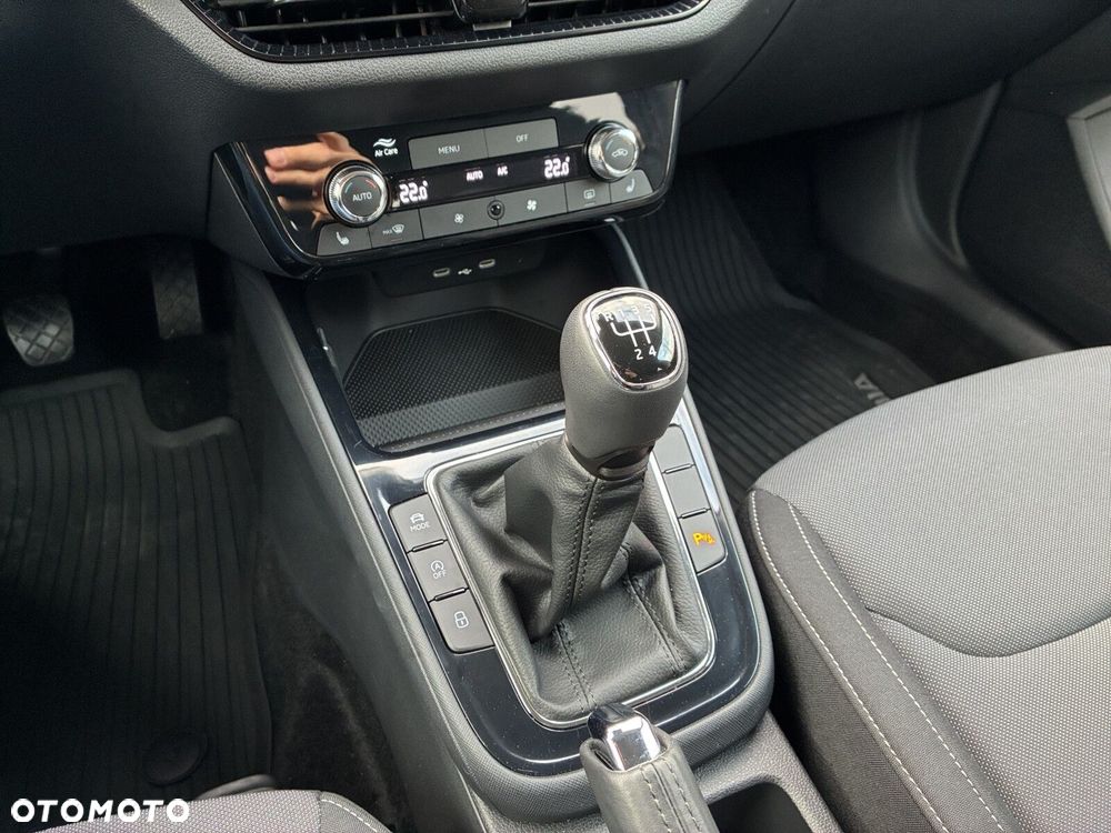 Skoda Fabia - 24