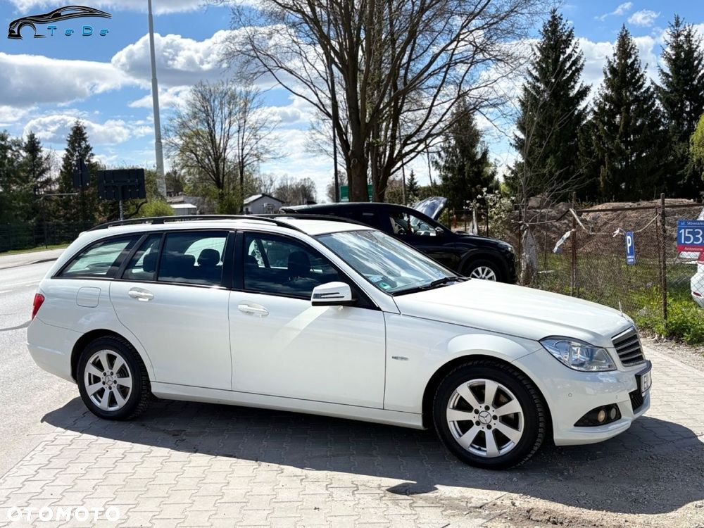 Mercedes-Benz Klasa C 200 CDI DPF Automatik BlueEFFICIENCY Elegance - 9