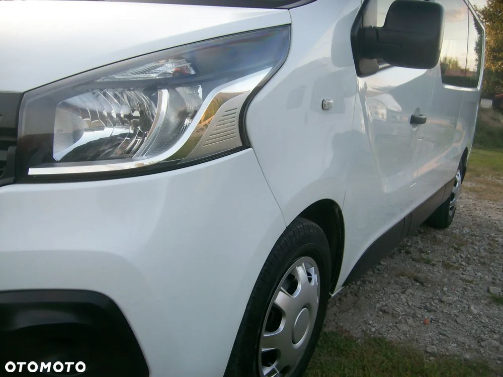 Renault Trafic - 13