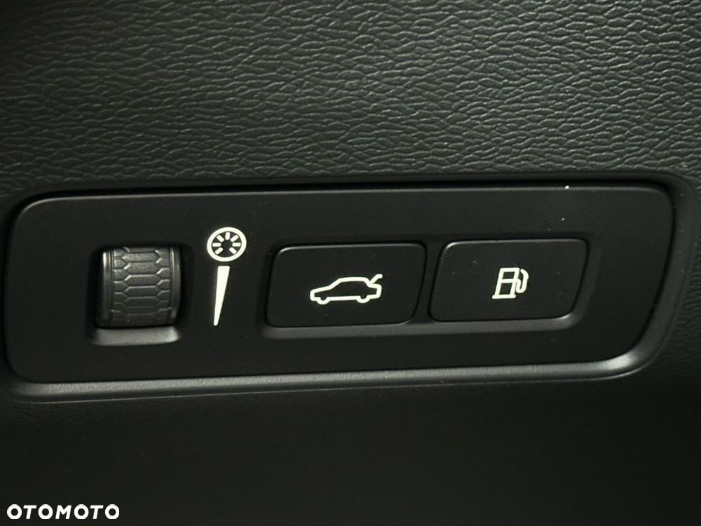 Volvo XC 40 T4 Plug-In Hybrid Core - 39