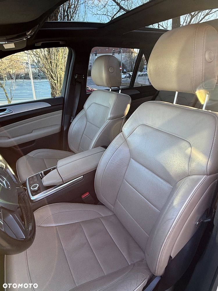 Mercedes-Benz ML - 8