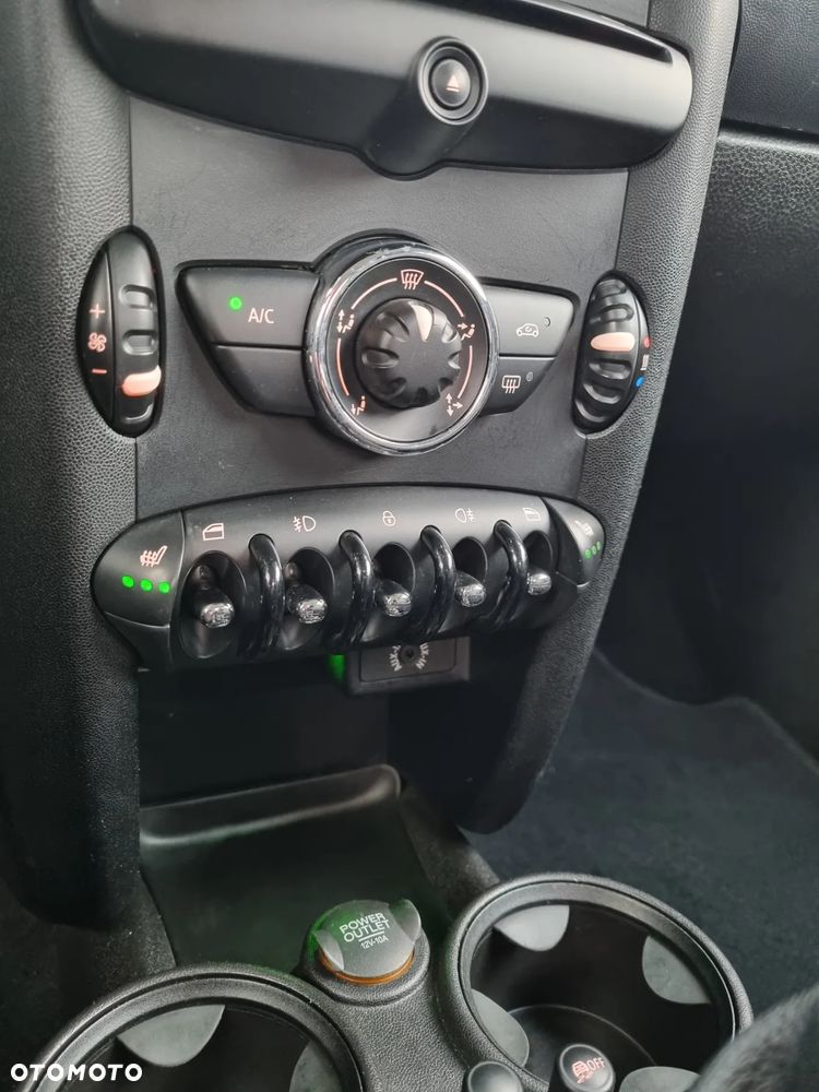 MINI ONE Brick Lane - 35