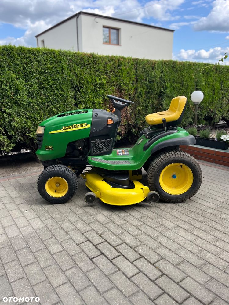 John Deere L130 Hydrostat 23km 48” deck - 2