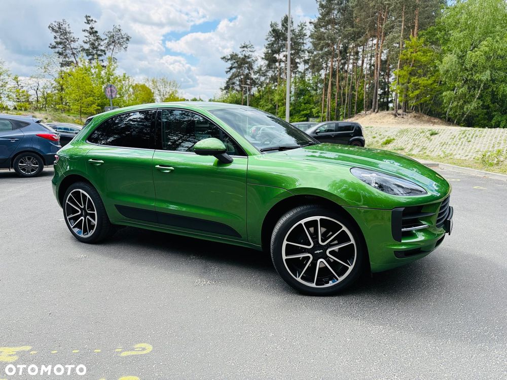 Porsche Macan - 1