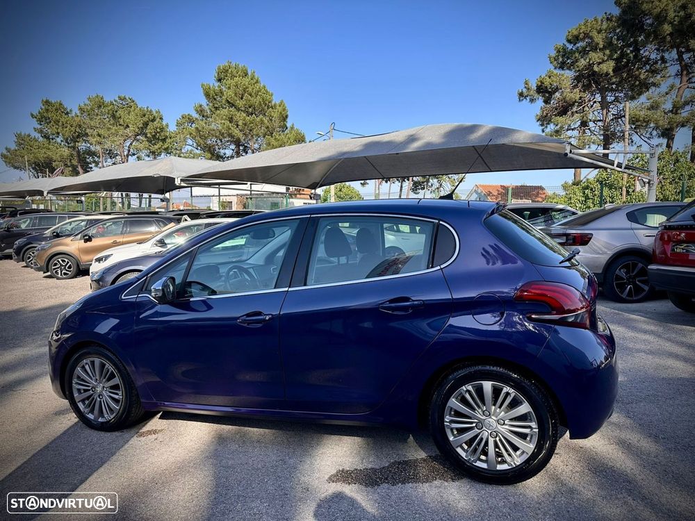 Peugeot 208 1.2 VTi Allure - 4