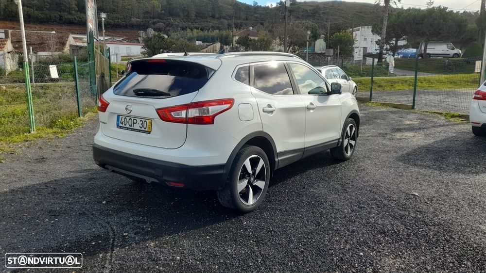 Nissan Qashqai 1.6 dCi N-Connecta - 6