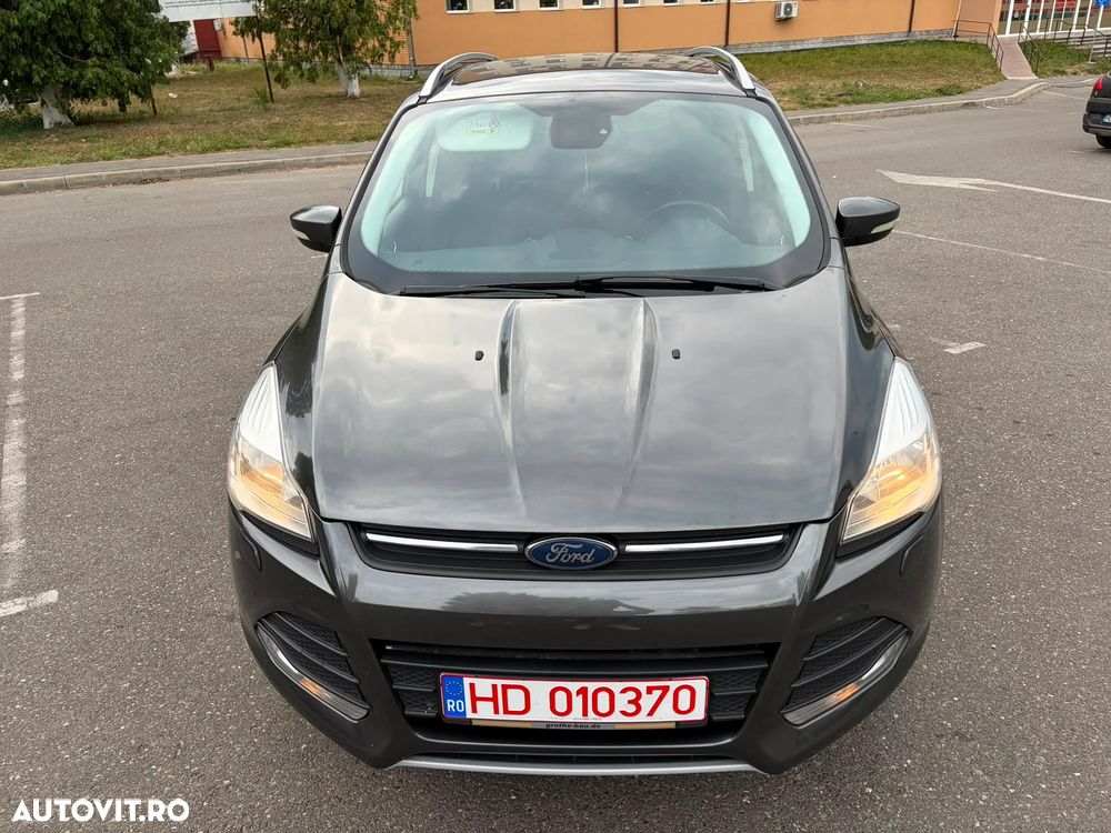 Ford Kuga 2.0 TDCi 4WD Powershift Titanium - 6