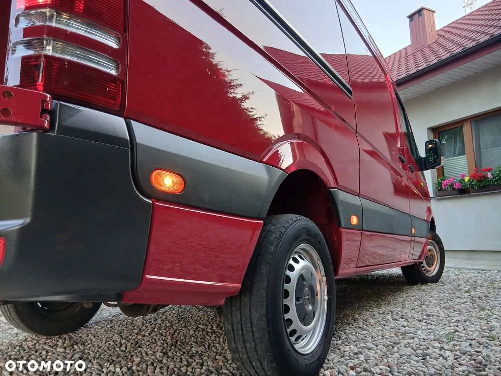 Mercedes-Benz Sprinter - 27