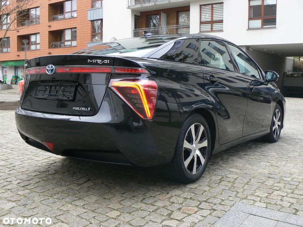 Toyota Mirai Standard - 7