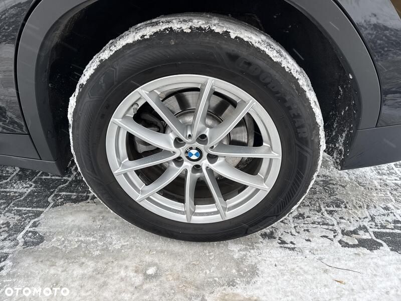 BMW X3 xDrive20d - 19