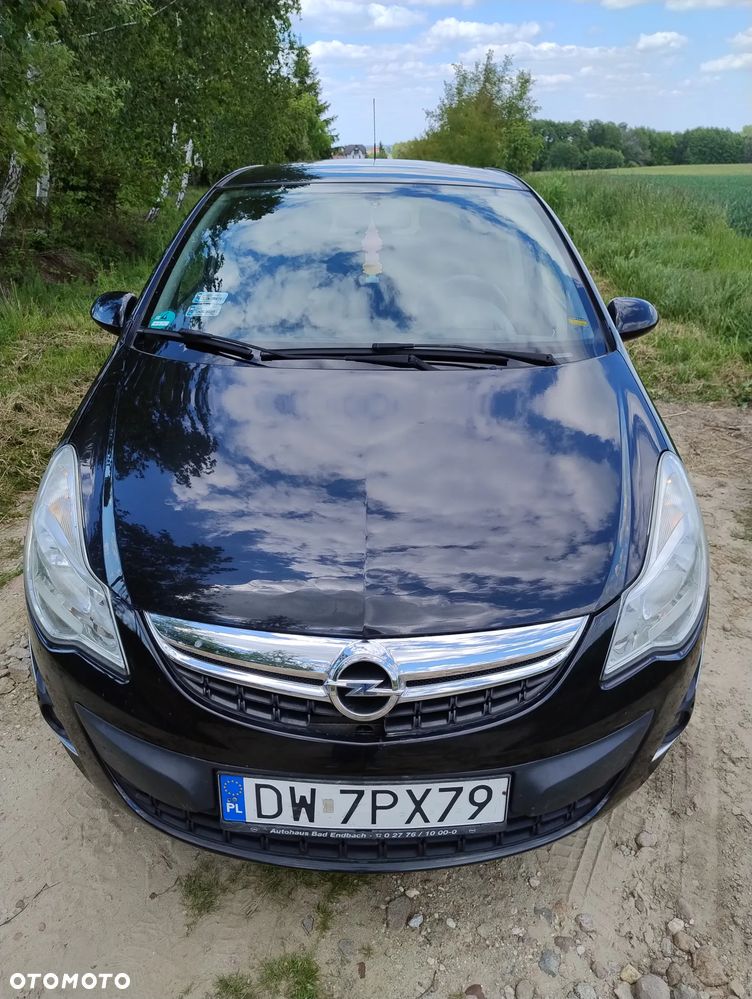 Opel Corsa 1.4 16V Cosmo - 2