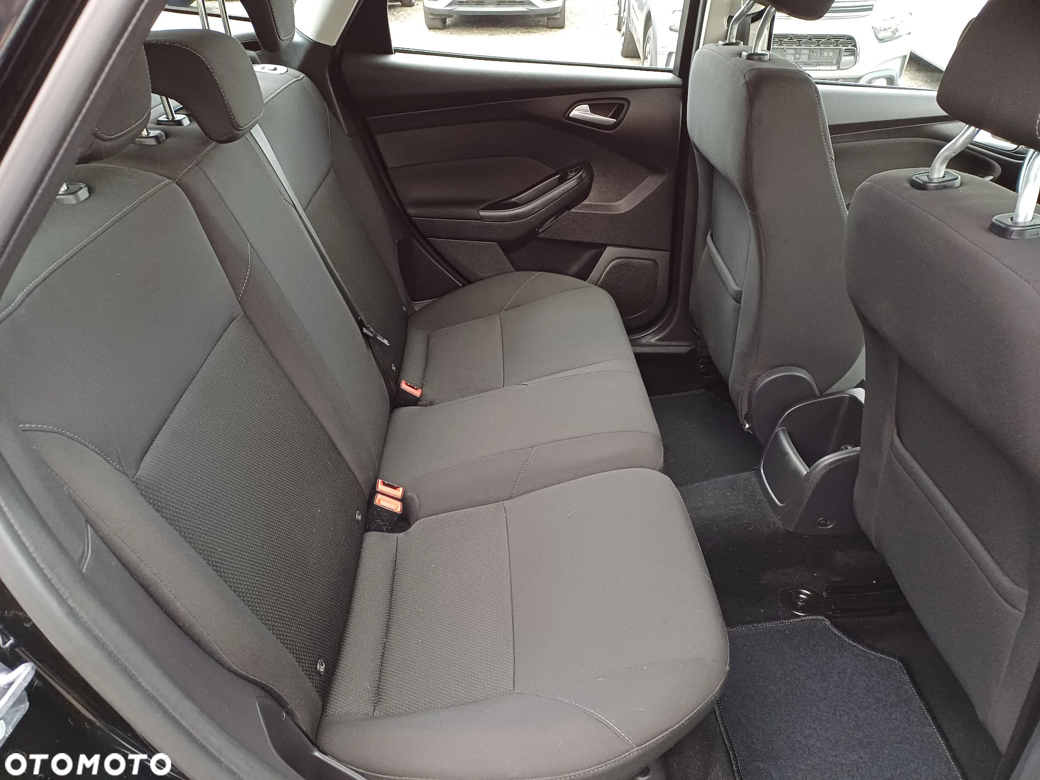 Ford Focus - 10