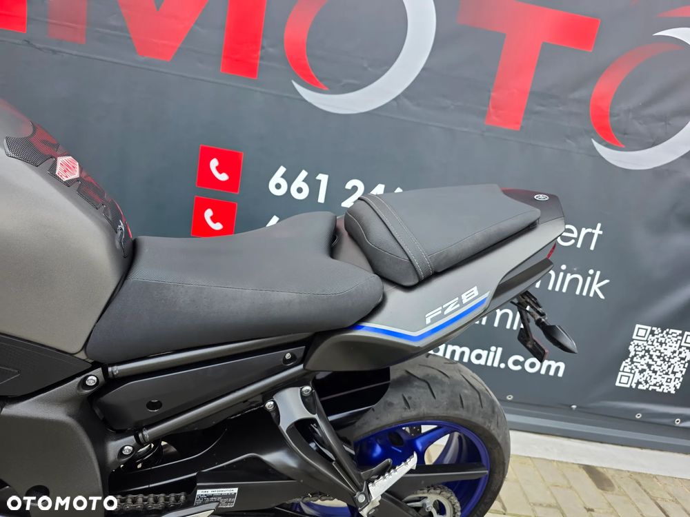 Yamaha FZ8 - 5