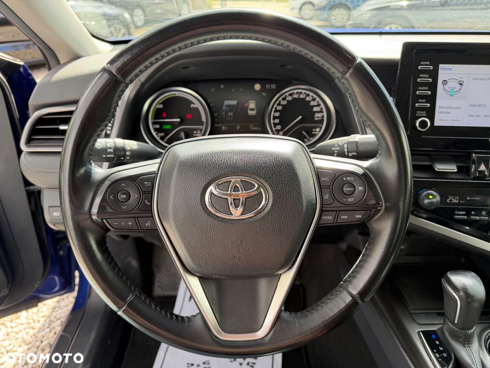 Toyota Camry 2.5 Hybrid Comfort CVT - 25